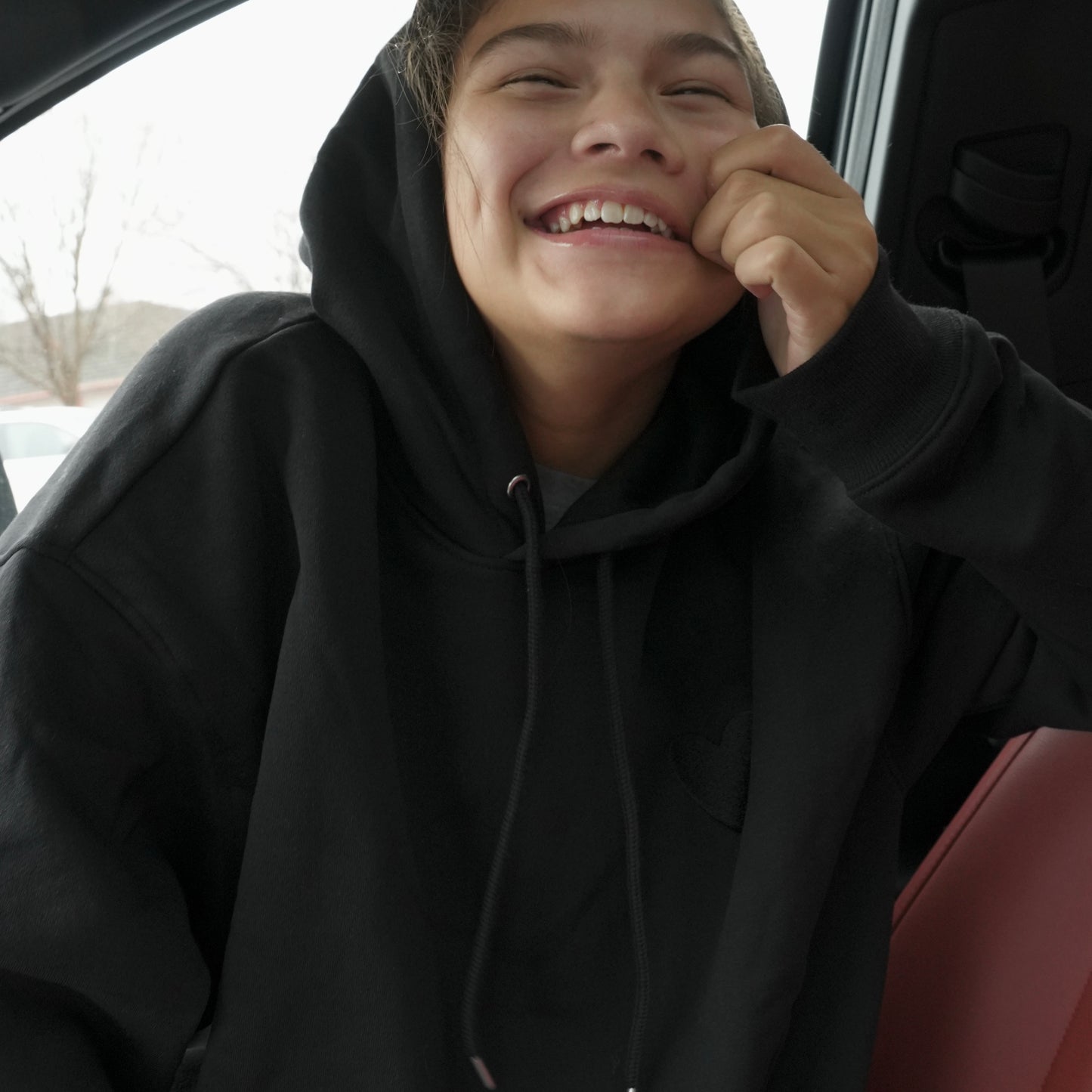 LOVE EMBROIDERY HOODIE