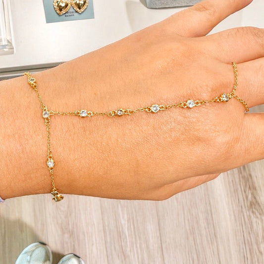 Hand chain bracelet