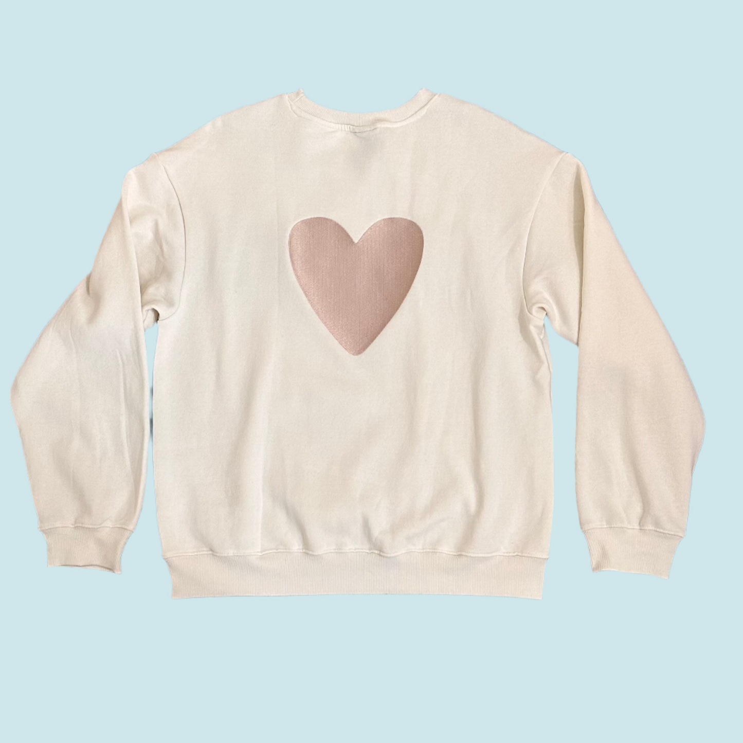 LOVE EMBROIDERY SWEATSHIRT