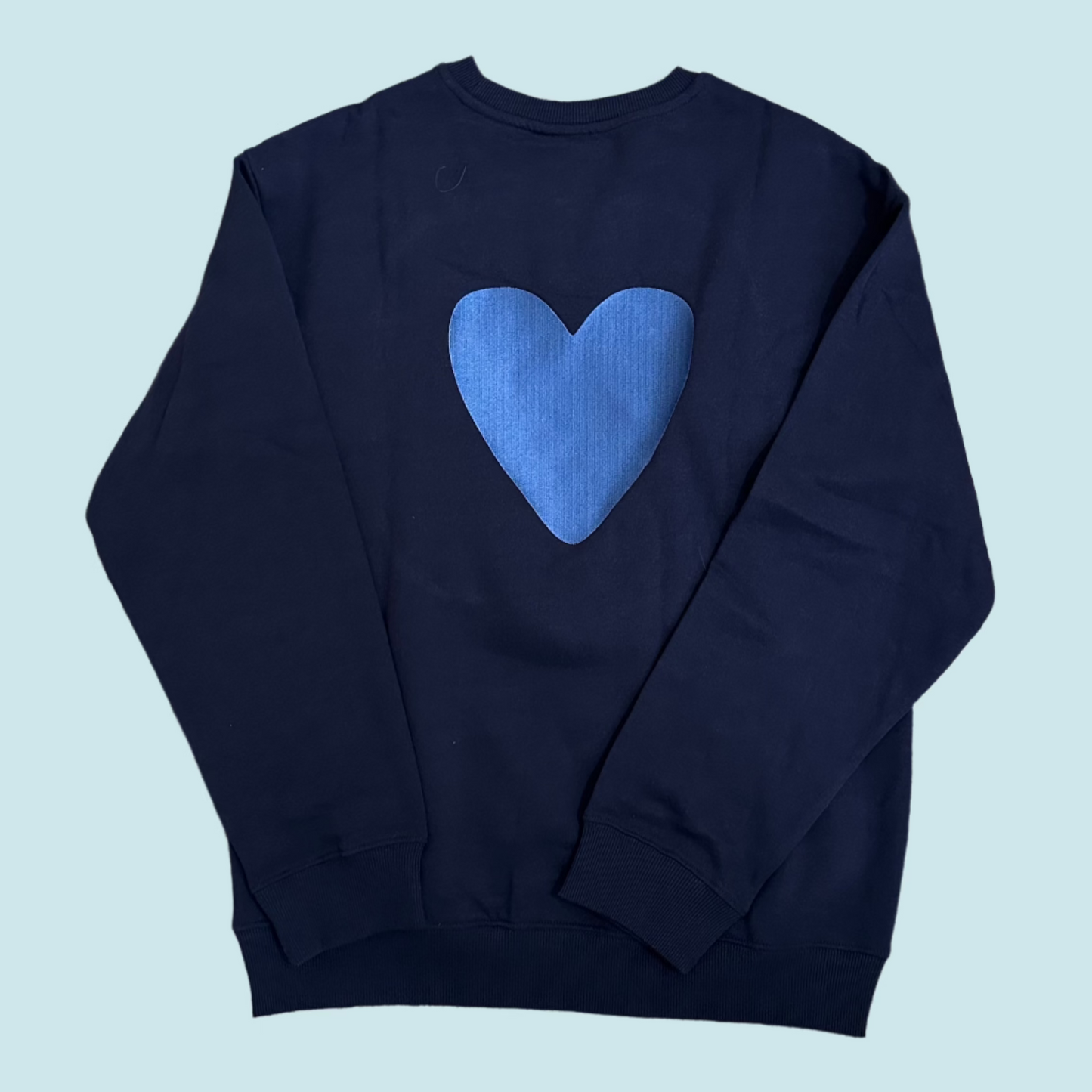 LOVE EMBROIDERY SWEATSHIRT