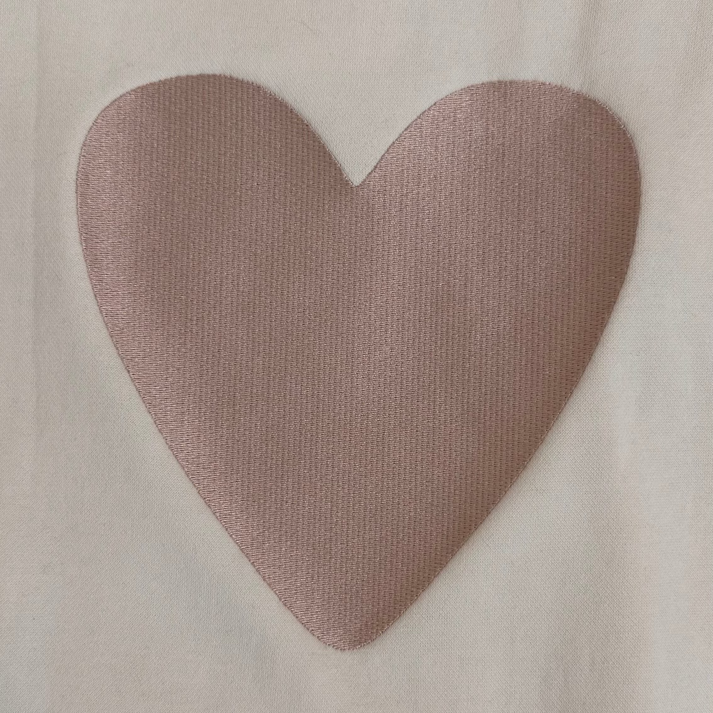 LOVE EMBROIDERY SWEATSHIRT