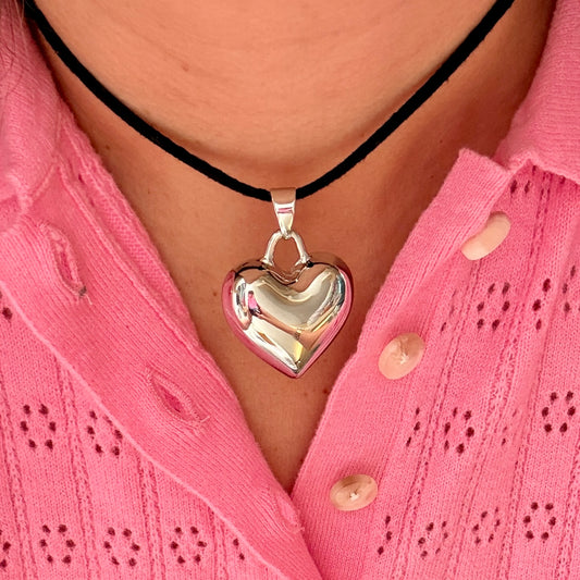 Cuerito Heart charm