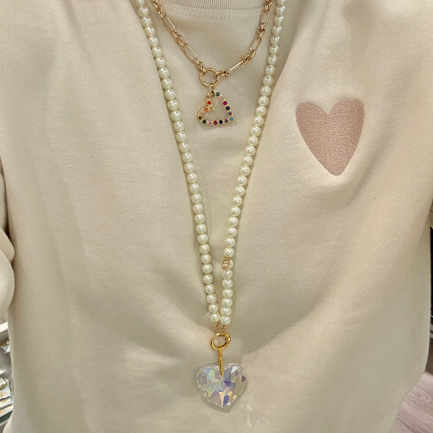Pili necklace (more colors available)