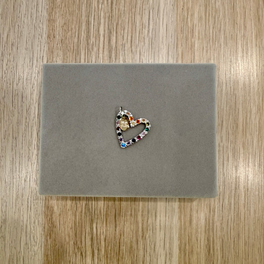 Muy Charm heart charm