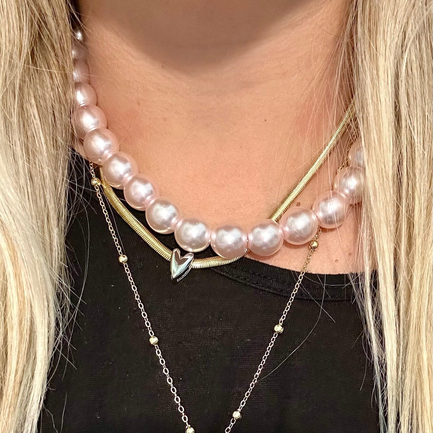 CLASSIC PINK PEARL NECKLACE