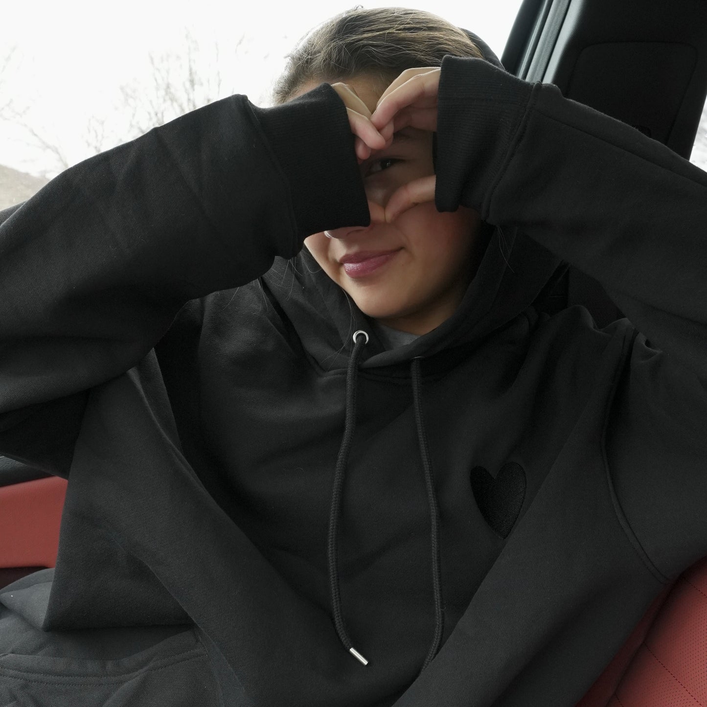 LOVE EMBROIDERY HOODIE
