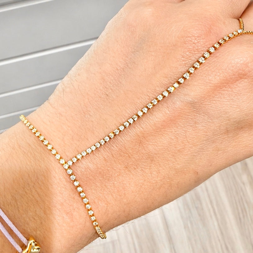 Hand chain bracelet