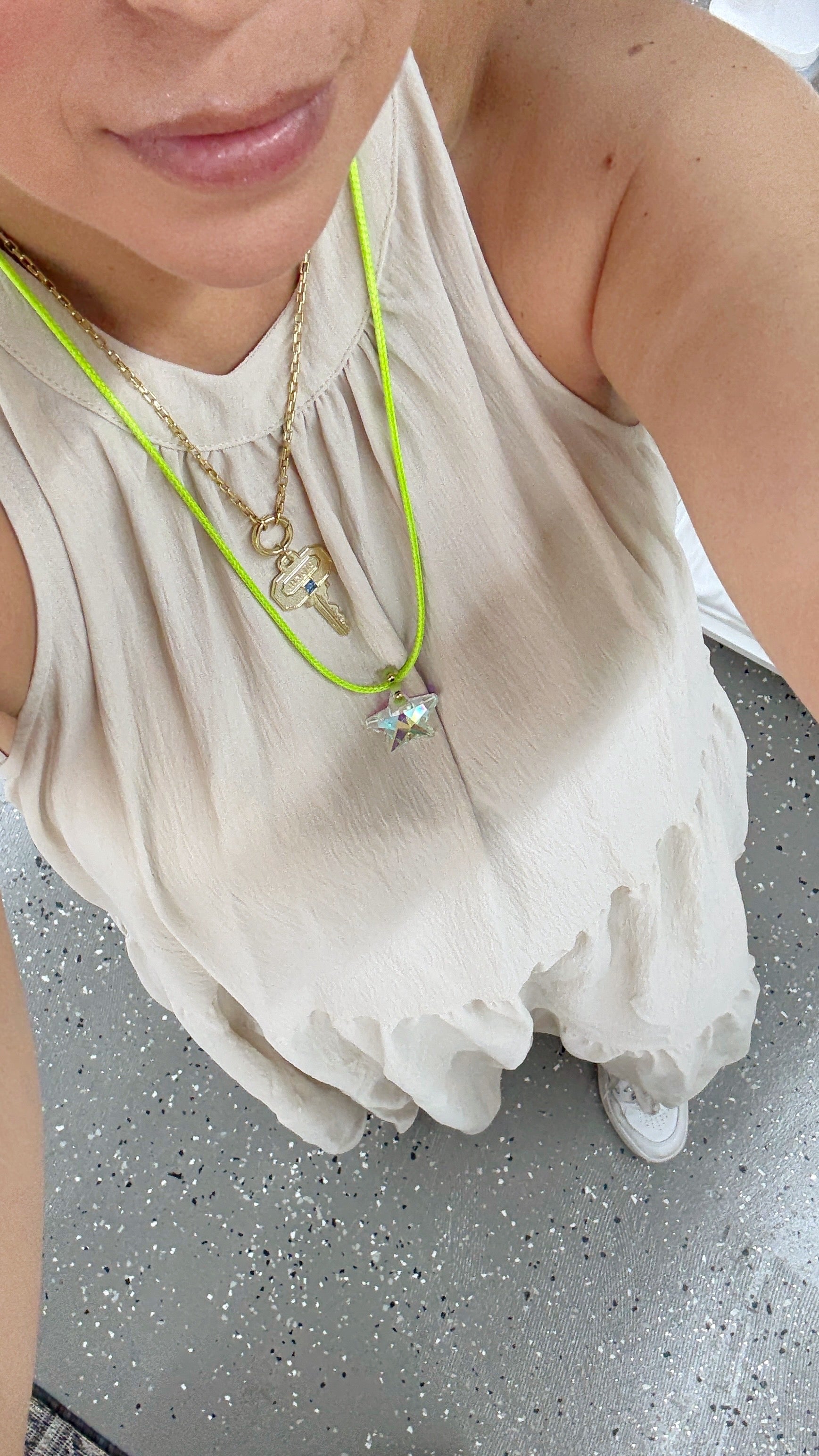 Cord necklace with star pendant