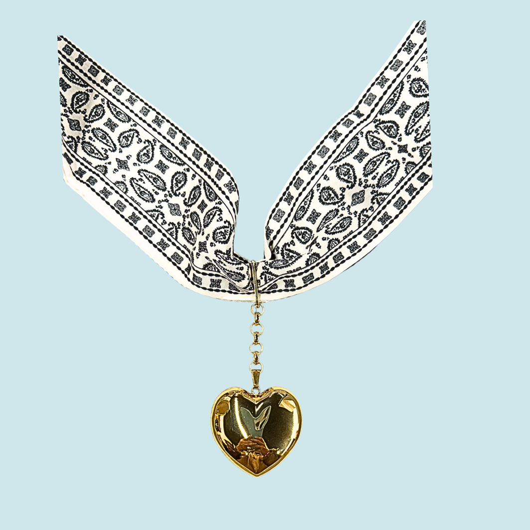 Pañoleta Necklace