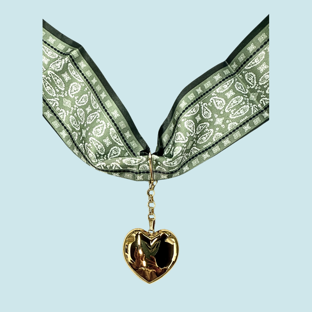 Pañoleta Necklace