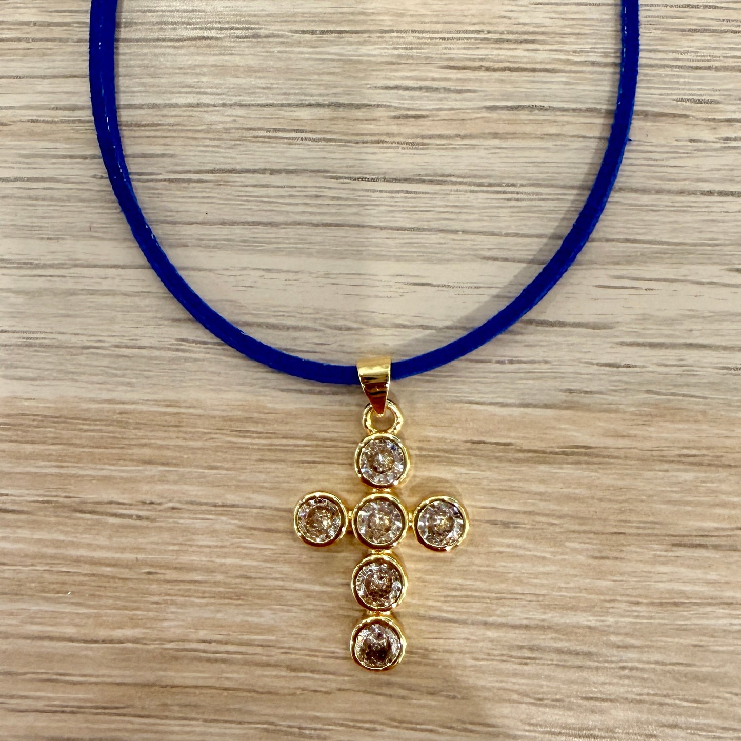 Cuerito Religion Charm