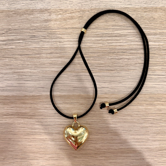 Cuerito Heart charm