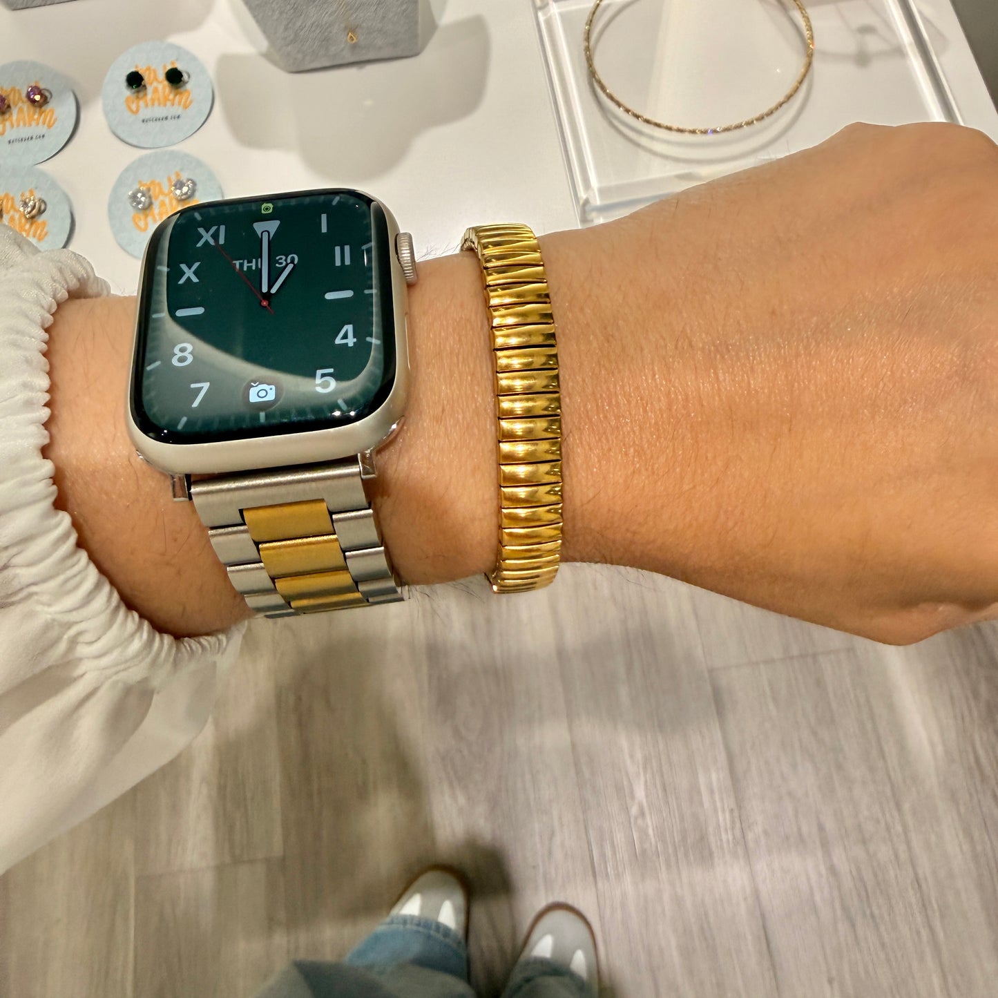 Classic Elastic Gold Bracelet