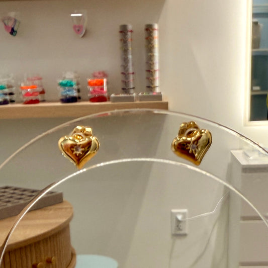 Mini heart gold earrings