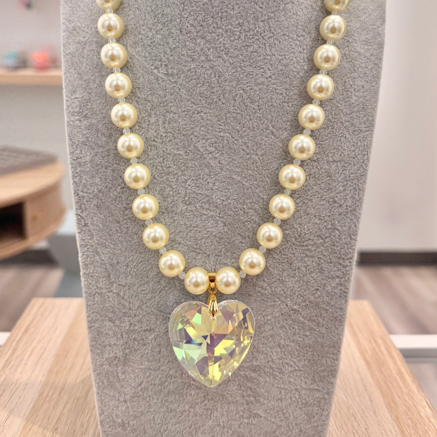 Valentina necklace (more colors available)