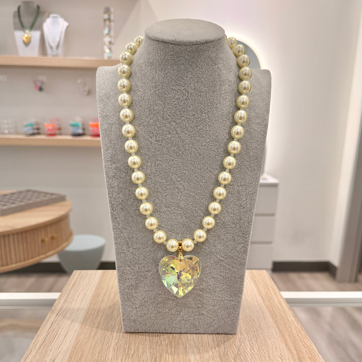 Valentina necklace (more colors available)