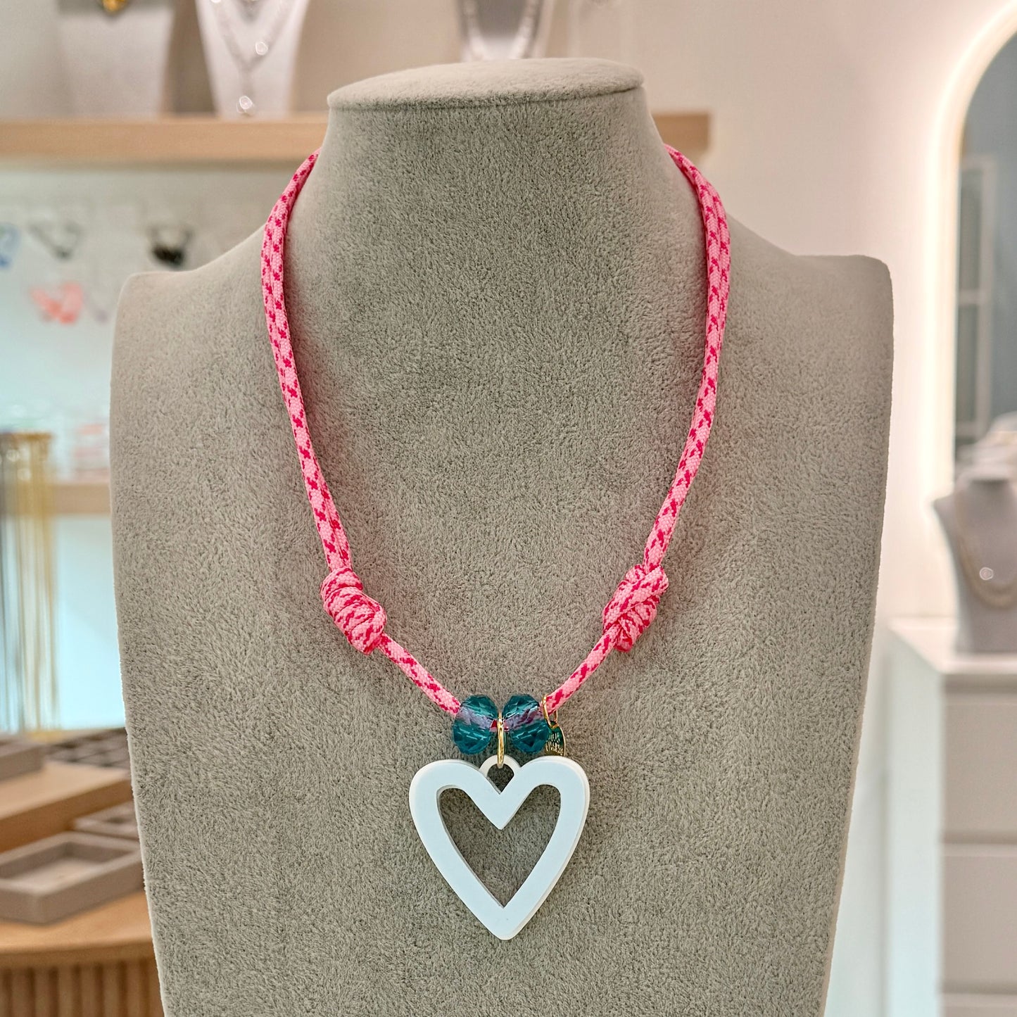 Brisa x Muy Charm Summer