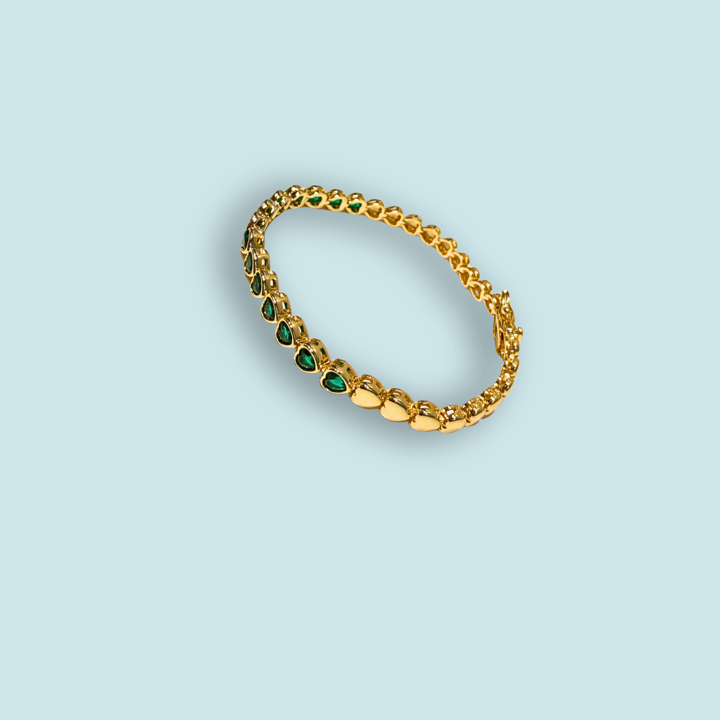 Small Hearts Bracelet (more colors available)